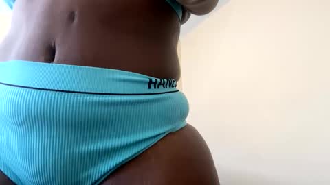 Snapshot of 000cloud9000 chatting on 12-11-24, 05:15 Cloud9 online show from 12-11-24, 05:15