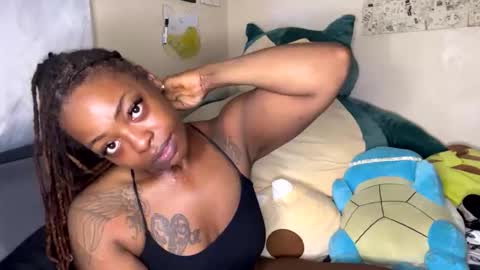 Snapshot of 000cloud9000 chatting on 04-04-26, 12:35 Cloud9 online show from 04-04-26, 12:35