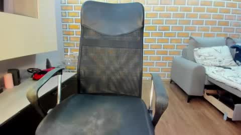 Anna   online show from 04-11-26, 04:33