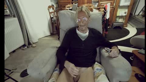 jeff online show from 11-07-25, 06:24