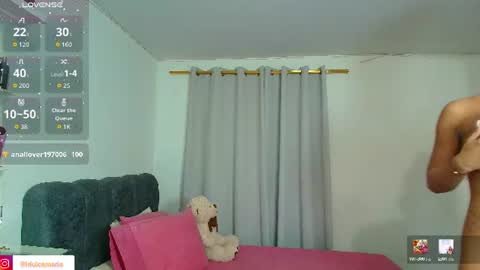Dulce Maria online show from 07-30-26, 02:54