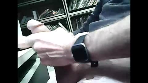 01quebecboy69 online show from 12-18-25, 06:14