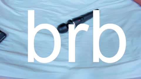 Snapshot of 01victoria chatting on 12-20-24, 04:36 01victoria online show from 12-20-24, 04:36