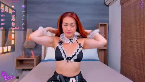 Snapshot of 01victoria chatting on 09-24-25, 12:08 01victoria online show from 09-24-25, 12:08