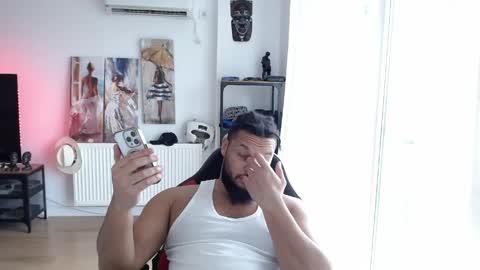 Kingsley online show from 06-05-26, 01:28