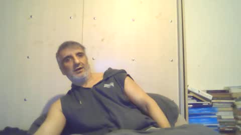 Snapshot of 0luvmonkey chatting on 11-16-25, 08:58 0luvmonkey online show from 11-16-25, 08:58