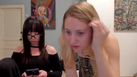 0oo_ooo online show from 10-25-25, 11:32