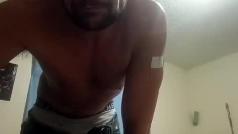 GiLLY online show from 01-17-26, 05:01