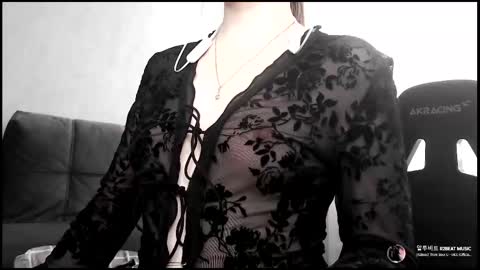 111__________________ online show from 10-26-25, 11:16