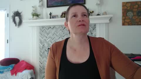 Snapshot of 11willowandjohn11 chatting on 04-18-26, 06:23 Aurora Willows online show from 04-18-26, 06:23