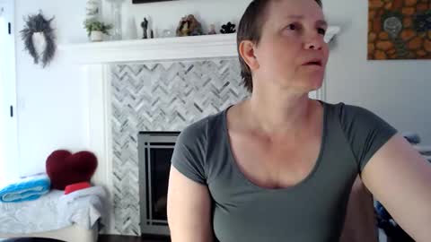 Snapshot of 11willowandjohn11 chatting on 05-24-26, 10:48 Aurora Willows online show from 05-24-26, 10:48