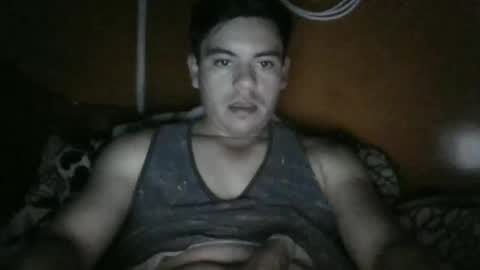 Snapshot of 12agus98 chatting on 02-20-25, 09:33 12agus98 online show from 02-20-25, 09:33
