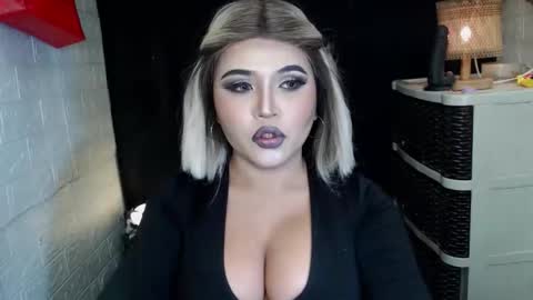 Snapshot of 12inchsexyanacodats chatting on 02-12-26, 12:49 sexy kia online show from 02-12-26, 12:49