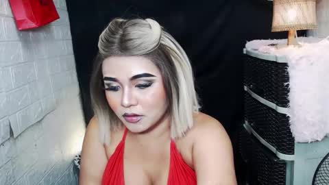 Snapshot of 12inchsexyanacodats chatting on 04-28-26, 01:26 sexy kia online show from 04-28-26, 01:26
