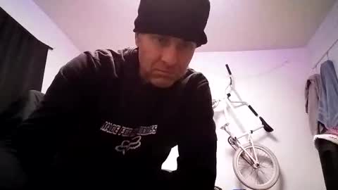 623-302-4866 azlivin online show from 02-08-25, 08:42