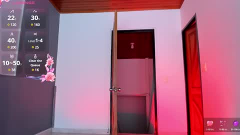 Snapshot of 18_salo chatting on 01-08-25, 02:03 SALOME online show from 01-08-25, 02:03