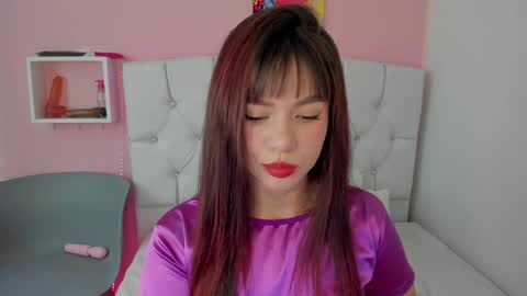 Snapshot of 18candy chatting on 01-13-25, 08:26 18candy online show from 01-13-25, 08:26