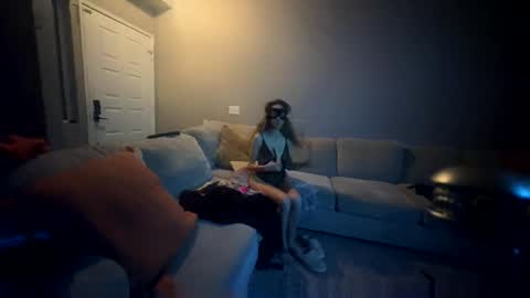 1980latinocouple online show from 03-02-25, 07:21