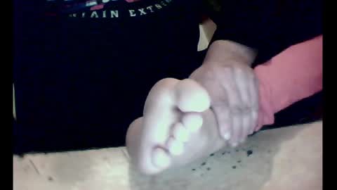 Snapshot of 19feetlover903 chatting on 03-10-25, 08:23 19feetlover903 online show from 03-10-25, 08:23