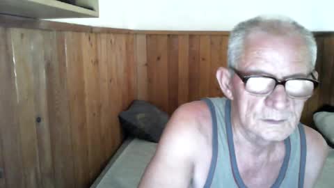 Snapshot of 19georg54 chatting on 06-24-26, 12:37 19georg54 online show from 06-24-26, 12:37