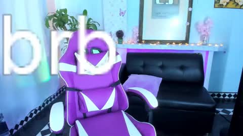 stef read my description online show from 03-11-25, 03:56