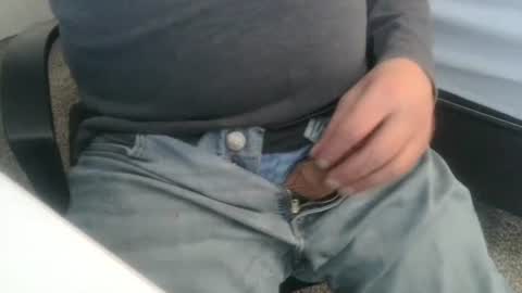 Snapshot of 1chris505 chatting on 12-31-24, 12:32 1chris505 online show from 12-31-24, 12:32