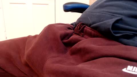 Snapshot of 1dad2plz chatting on 02-25-25, 02:33 i erupt if you suck ur nipples 4 me and look at the camera while watching me online show from 02-25-25, 02:33