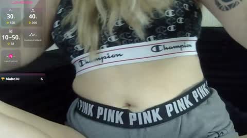 evil queen online show from 04-15-26, 04:14