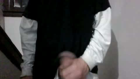 1horney online show from 12-18-25, 01:44