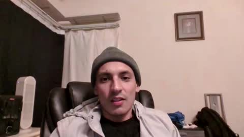 Snapshot of 1luv2cum chatting on 02-18-26, 12:01 sabotagegoat online show from 02-18-26, 12:01