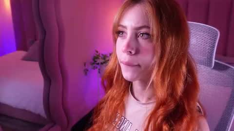 Snapshot of 1maxine chatting on 02-08-26, 11:02 Anya online show from 02-08-26, 11:02