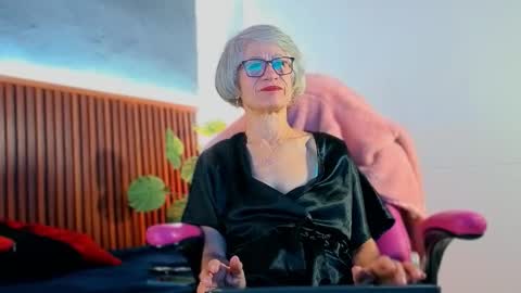 Snapshot of 1miss_monserrate chatting on 02-04-26, 12:55 Miss Monserrate online show from 02-04-26, 12:55