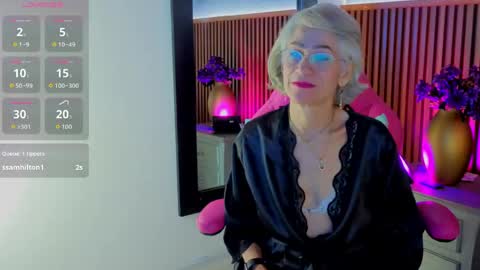 Snapshot of 1miss_monserrate chatting on 05-16-26, 01:32 Miss Monserrate online show from 05-16-26, 01:32