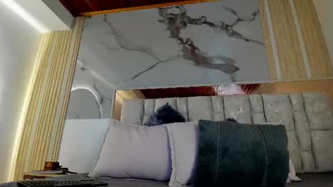Snapshot of 1naughty_milf chatting on 07-10-26, 03:14 Luisa online show from 07-10-26, 03:14