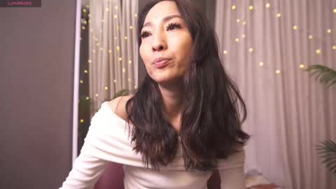 Rei online show from 12-16-25, 09:09