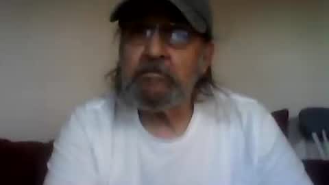 1valentine online show from 11-19-25, 05:02