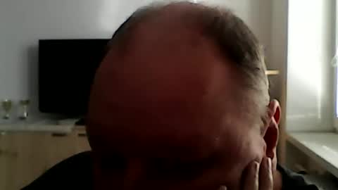 Snapshot of 1vaso chatting on 10-29-25, 07:43 1vaso online show from 10-29-25, 07:43