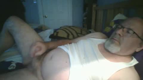 Snapshot of 2003dynawideglide chatting on 05-31-26, 02:31 2003dynawideglide online show from 05-31-26, 02:31