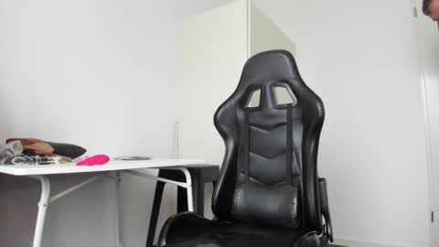 Snapshot of 200gentleman chatting on 12-05-24, 01:38 Henk online show from 12-05-24, 01:38