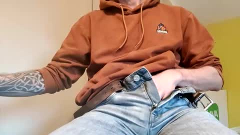 22_acacia_avenue online show from 02-14-26, 09:39