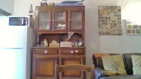 22esserre online show from 04-20-26, 11:24