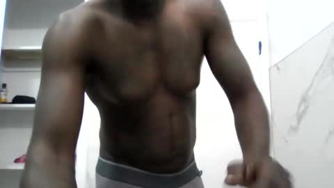 Snapshot of 242doggy242 chatting on 03-01-25, 12:01 420 Bbc online show from 03-01-25, 12:01