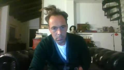 Snapshot of 27lv27 chatting on 09-30-25, 09:53 27lv27 online show from 09-30-25, 09:53