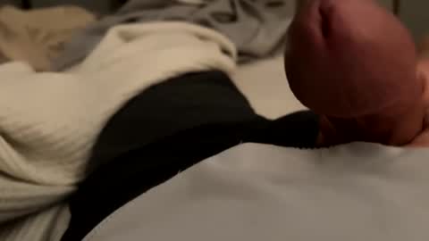 Snapshot of 2centz chatting on 12-08-24, 07:37 2centz online show from 12-08-24, 07:37