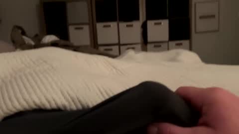 Snapshot of 2centz chatting on 12-12-24, 05:10 2centz online show from 12-12-24, 05:10