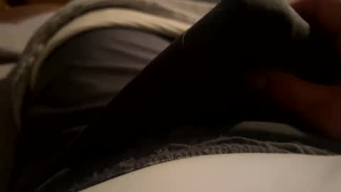 Snapshot of 2centz chatting on 12-13-24, 04:43 2centz online show from 12-13-24, 04:43