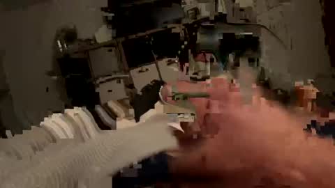 Snapshot of 2centz chatting on 02-24-25, 03:02 2centz online show from 02-24-25, 03:02