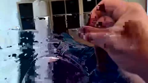 Snapshot of 2centz chatting on 02-24-25, 06:26 2centz online show from 02-24-25, 06:26