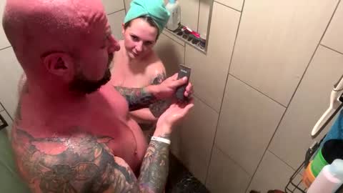 Zak and Raegan online show from 10-09-25, 02:09