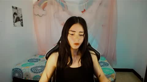 Snapshot of 2girls__dream chatting on 07-22-26, 11:46 samantha sharon online show from 07-22-26, 11:46